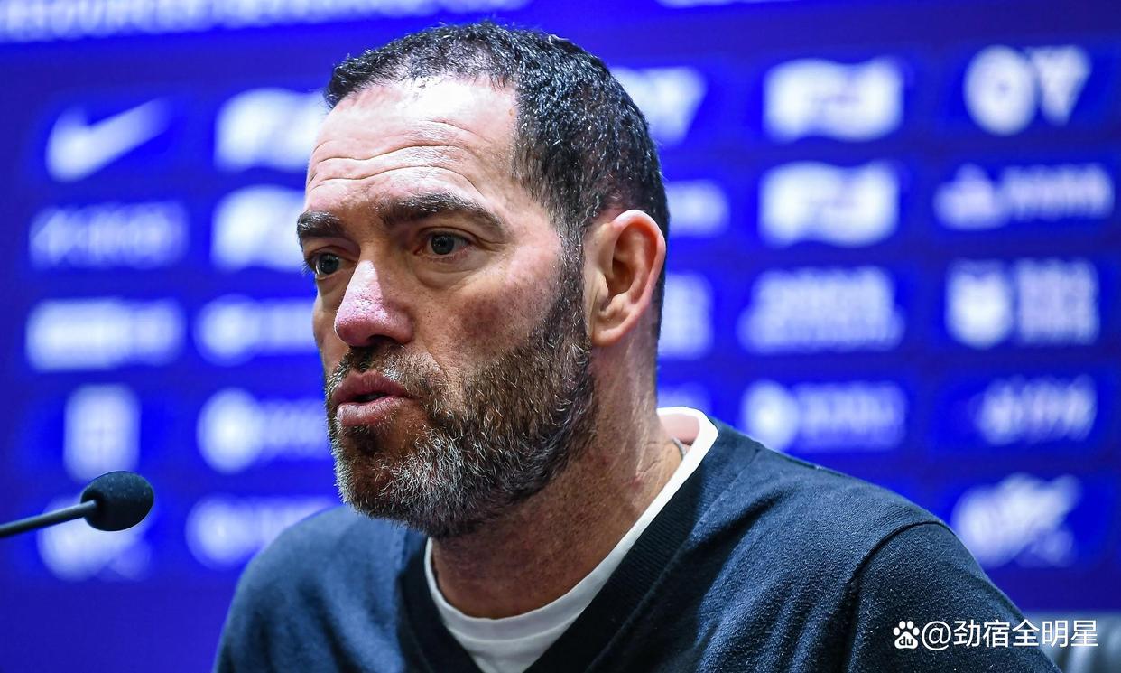 赛后中超传出新动向，阿斯顿维拉止住颓势，管理层表态：管理层满意，更衣室氛围转暖