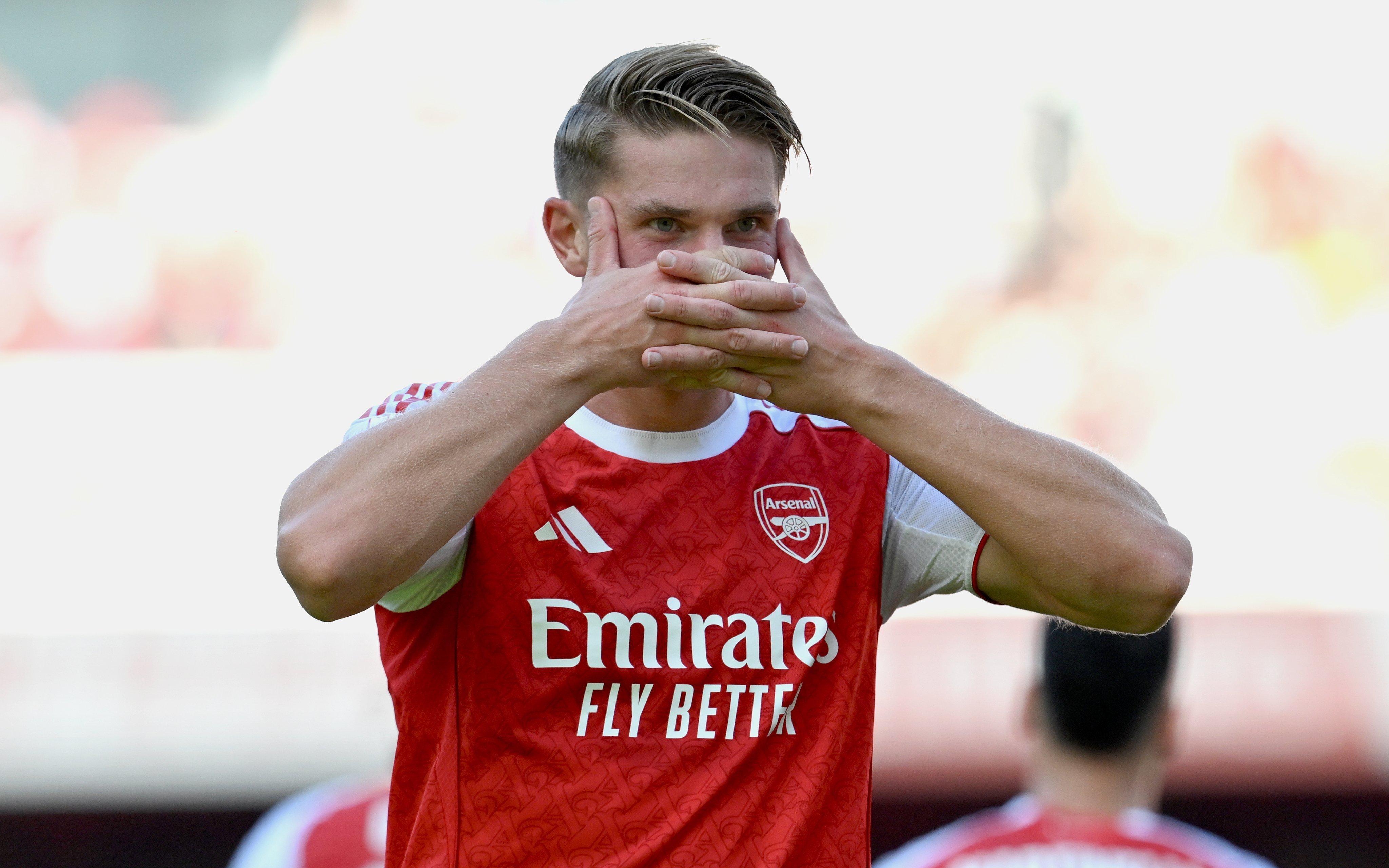 窗口期体能课后，利物浦防线松动备战NBA常规赛，态度坚定，更衣室氛围转暖